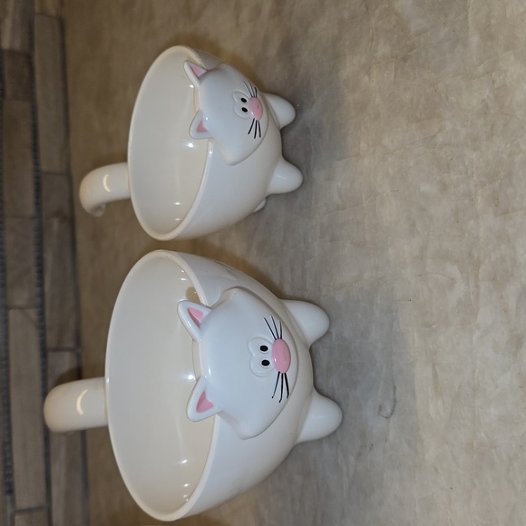 JOIE STACKABLE CAT FACE MEASURING CUP SET - Picture 3 of 7